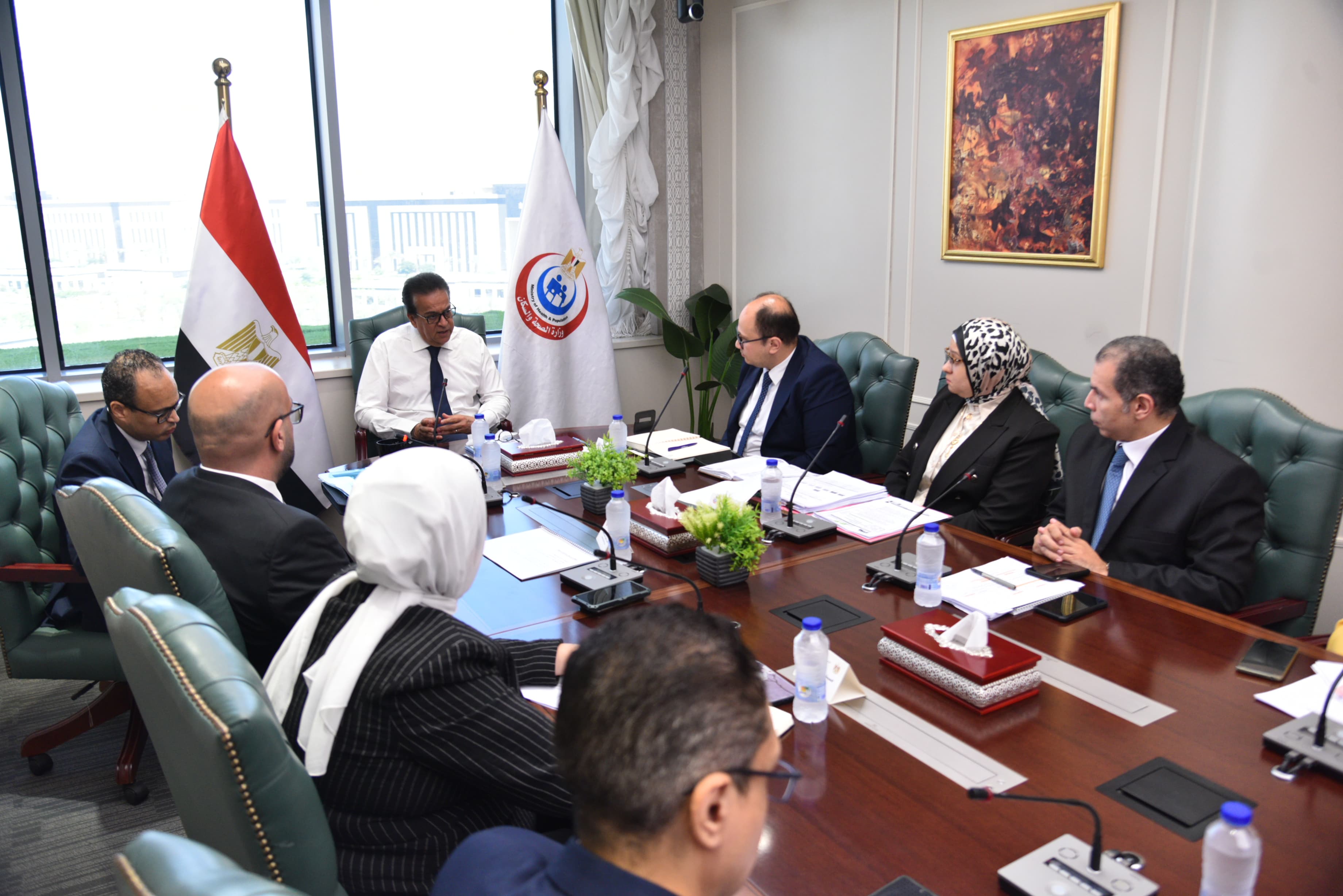 نائب رئيس الوزراء يعقد اجتماعًا لمتابعة إنجازات قطاع الطب العلاجي خلال مايو 2025