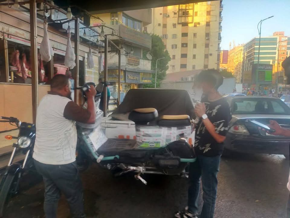 محافظة الجيزة تضبط عدداً من "الإسكوتر الكهربائي للأطفال" بحي الدقي .