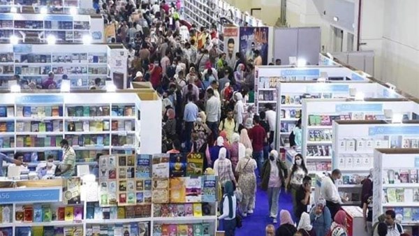 كاتبة تشيكية: معرض القاهرة الدولي للكتاب تجربة ملهمة تعكس عشق المصريين للأدب