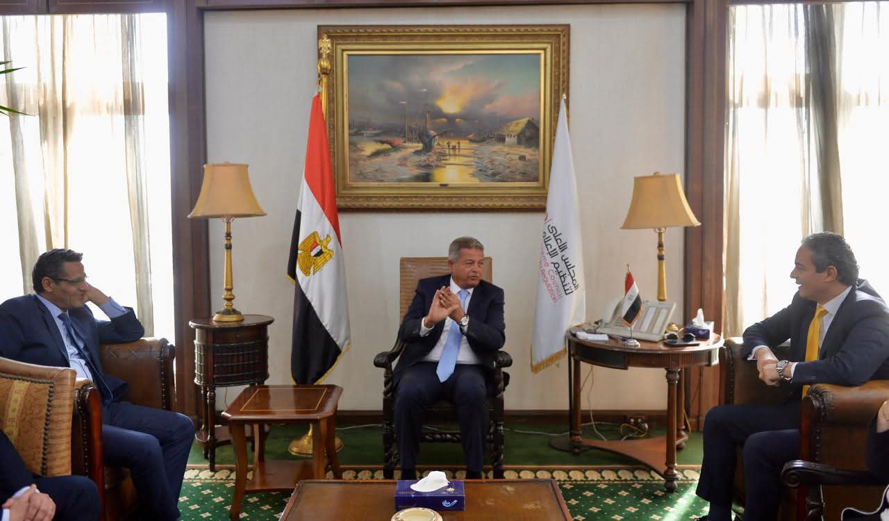 في إطار مبادرة "إعلام رياضي بلا تعصب" اجتماع موسع بين الأعلى للإعلام ونقابتي الإعلاميين والصحفيين ورابطة النقاد استعدادًا للموسم الكروي الجديد