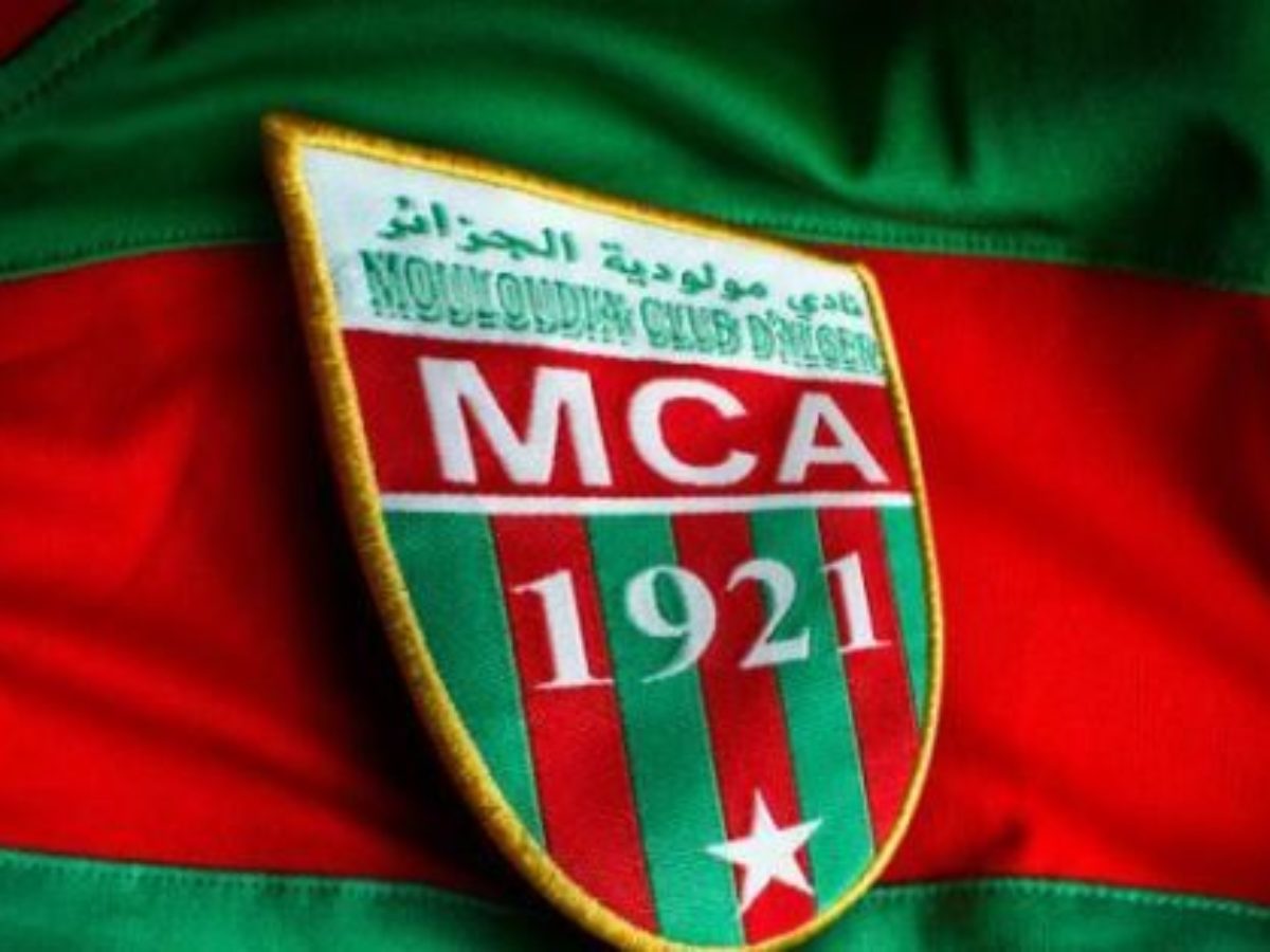 مولودية الجزائر.. العميد الذي ولد بمرسوم سياسي