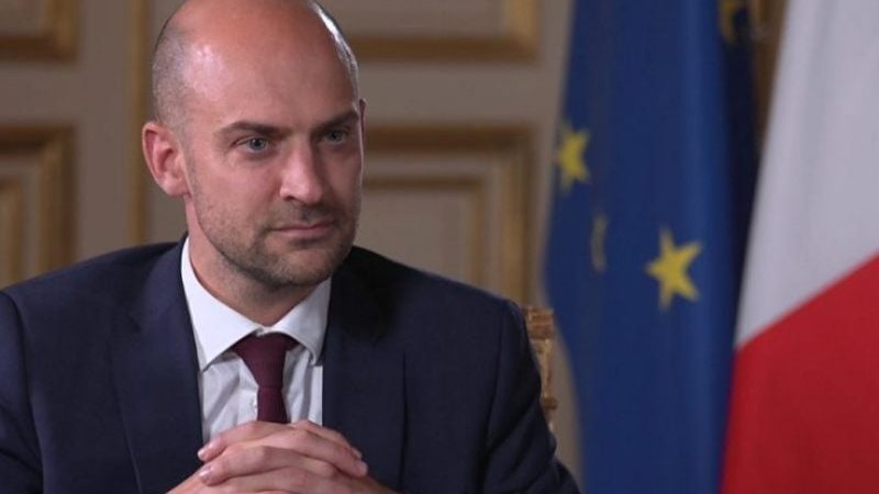 وزير خارجية فرنسا يتوعّد روسيا: الناتو مستعد للتدمير.. ومؤتمر دولي وشيك لدعم لبنان بوساطة سعودية