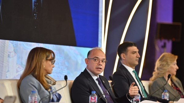 رحلة مستثمر ذكية.. وزير الاستثمار يكشف خطة مصر لتحول رقمي شامل في بيئة الأعمال