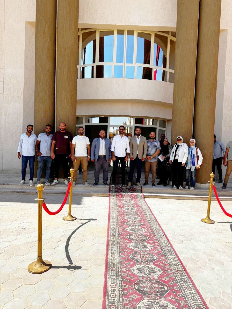 وزير الإسكان: تسليم أول مدرسة تجريبي ودفع العمل بالمشروعات السكنية بأكتوبر الجديدة