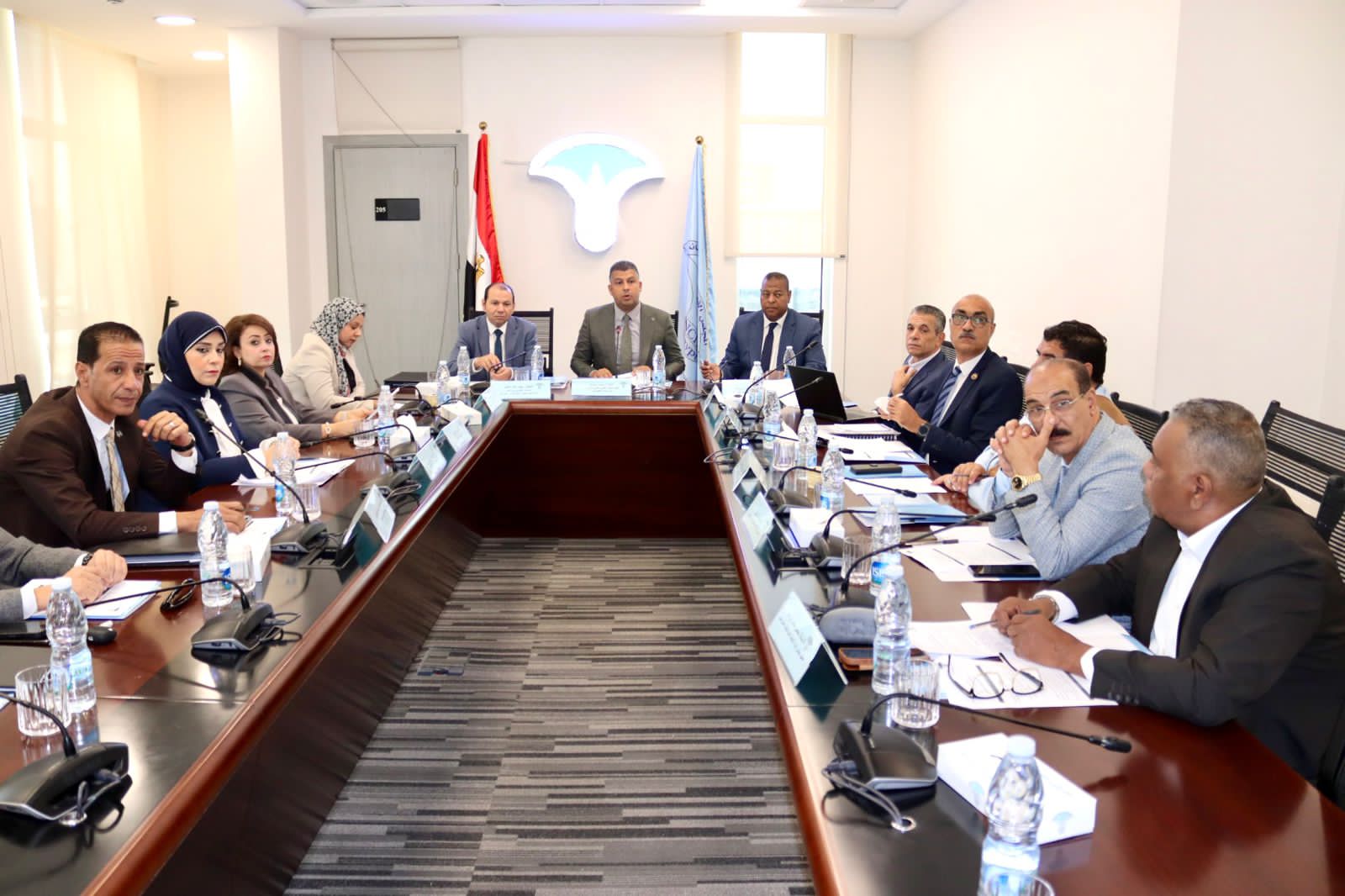 وزارة العمل تشارك في ورشة "تعزيز حقوق العمال والعمل اللائق" بالمجلس القومي لحقوق الإنسان