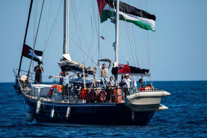 أسطول الحرية يتحدى الاحتلال وينطلق نحو غزة بمشاركة ناشطين من 100 جنسية