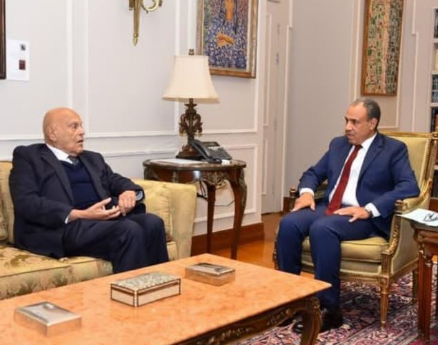 لقاء دبلوماسي-إنساني يجمع وزير الخارجية ومجدي يعقوب لدعم الرعاية الصحية في إفريقيا