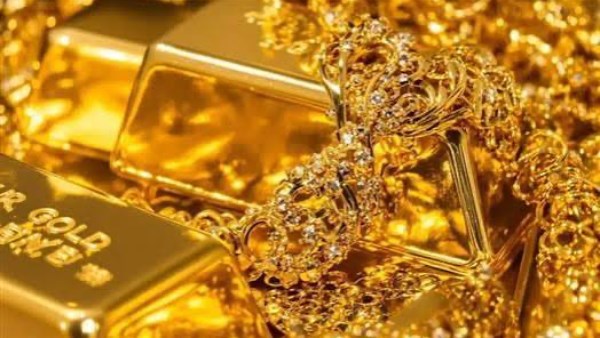 أسعار الذهب اليوم الخميس 8 يناير 2026: مفاجأة في عيار 21