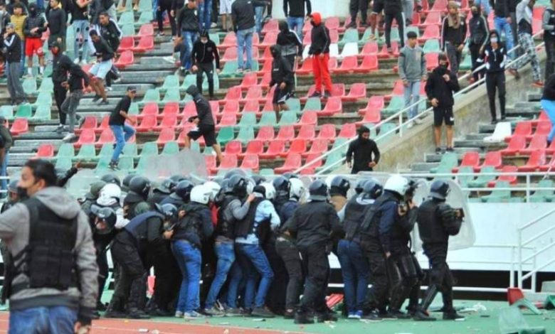 ملاعب المغرب.. حين تتحول المدرجات إلى برلمانات شعبية مفتوحة