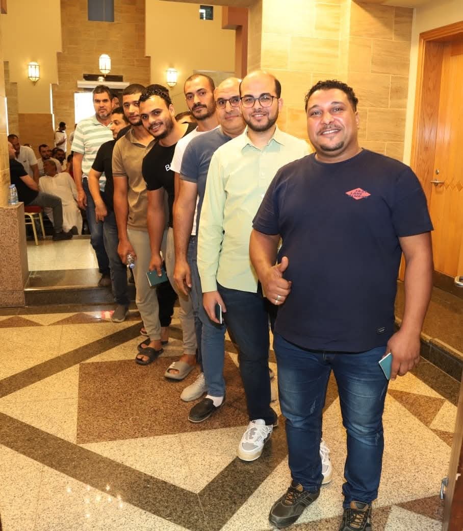 إقبال كبير من أبناء الجالية المصرية بجده للمشاركة في الإنتخابات البرلمانية قبل غلق باب التصويت