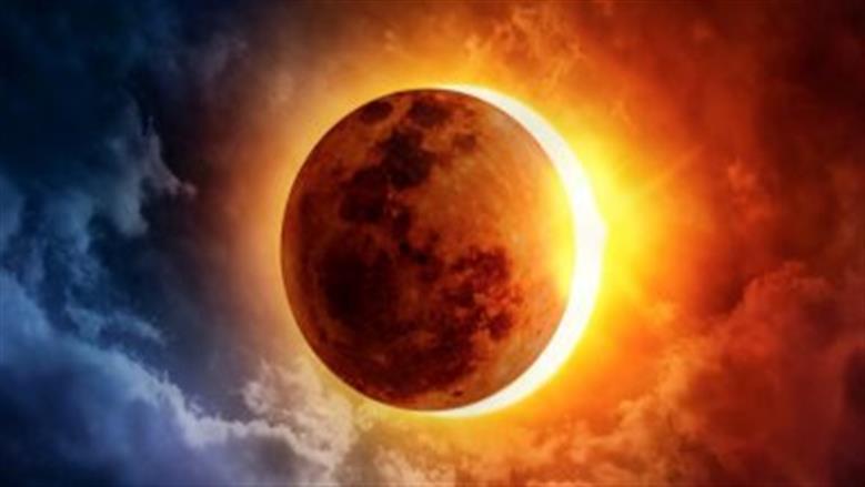 في ظاهرة نادرة.. أطول كسوف كلي للشمس يحول النهار إلى ليل هذا القرن ومصر مركز الحدث