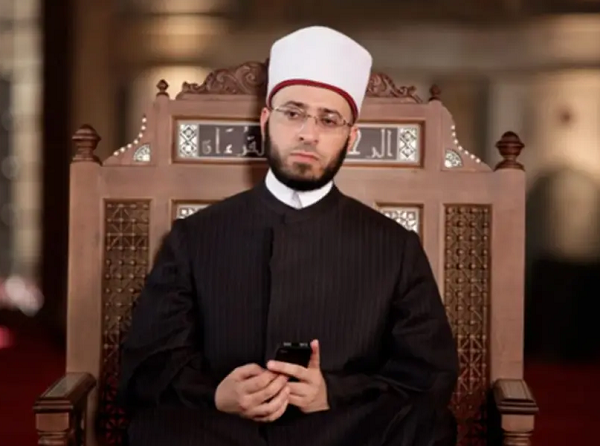 وزير الأوقاف ينعى ضحايا حادث الطريق الإقليمي قرب منشأة القناطر ويشدد على أهمية الوعي المروري