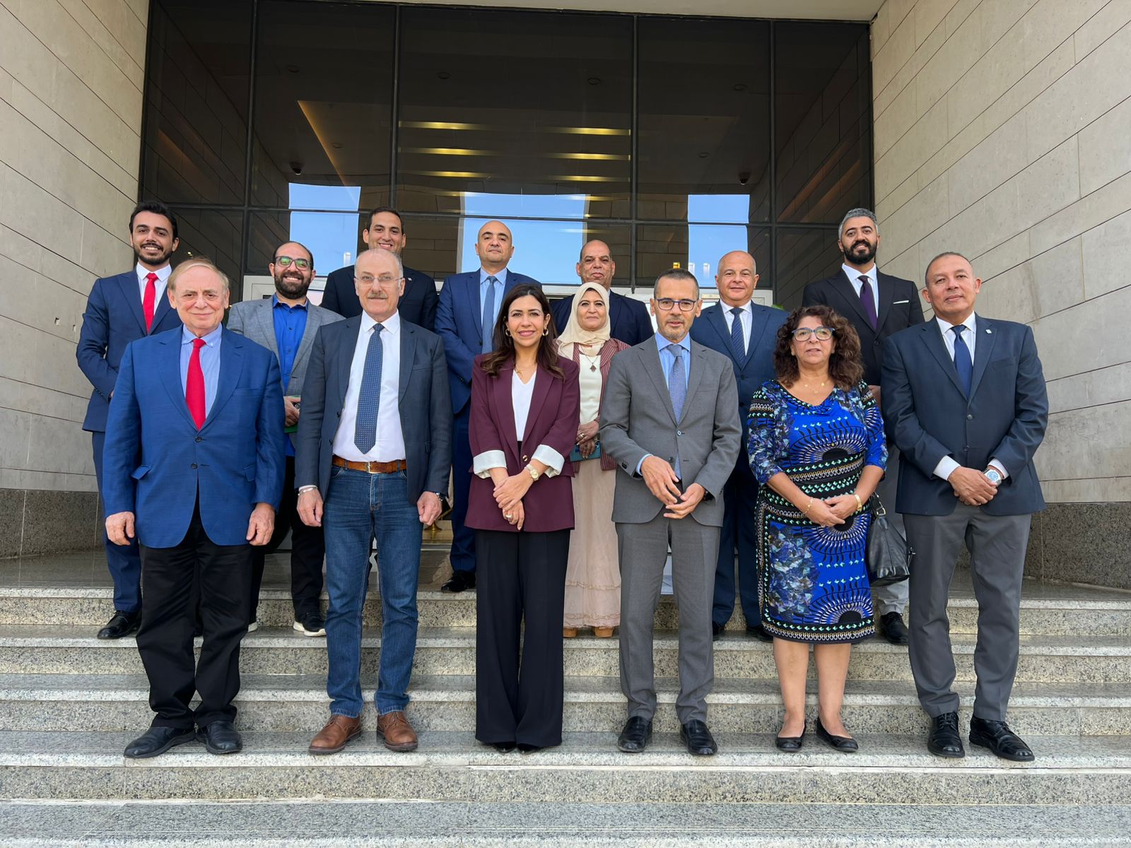 الهيئة العامة للتأمين الصحي الشامل تستقبل وفدًا برلمانيًا لبنانيًا رفيع المستوى