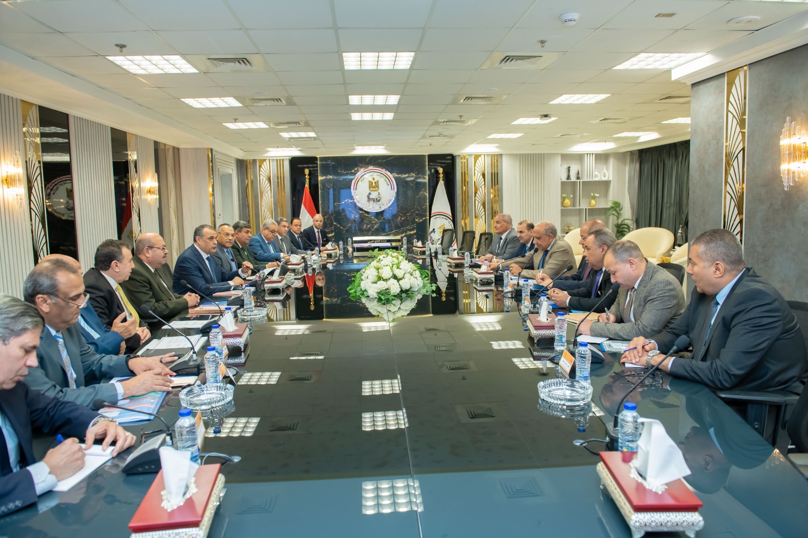 التعاون بين وزارتي الإنتاج الحربي والكهرباء لتوفير احتياجات شركات الكهرباء من الخامات والمستلزمات بأسعار تنافسية ومواصفات قياسية