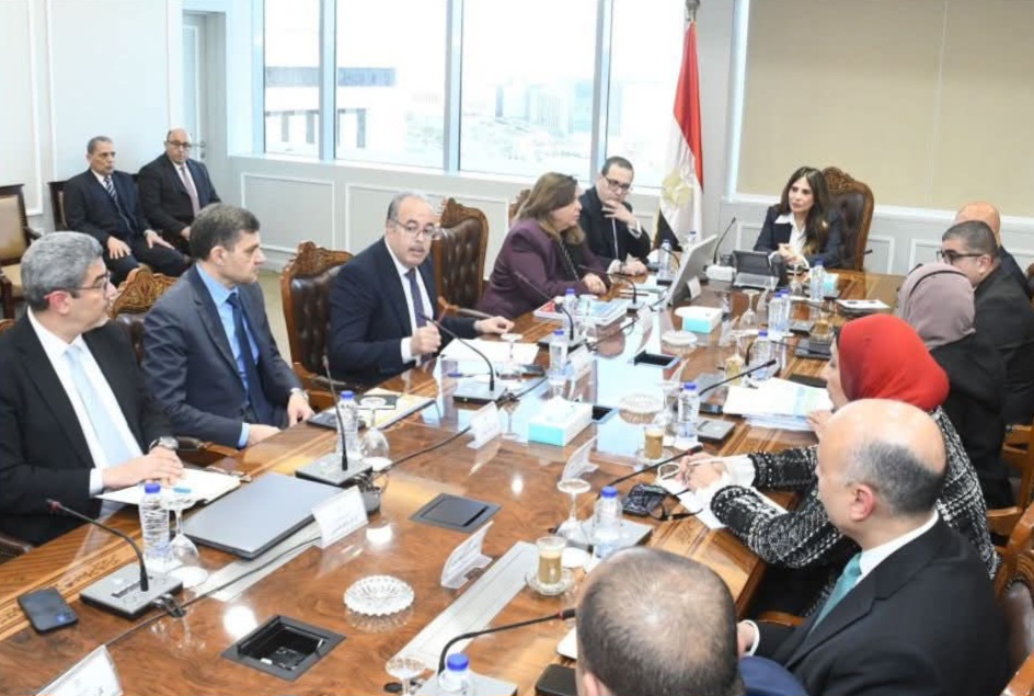 وزيرة الإسكان تتابع «سكن كل المصريين» والإيجار القديم