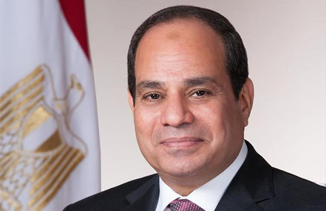 الرئيس السيسي يلتقي قيادات 52 شركة عالمية في قمة صناعة التعهيد