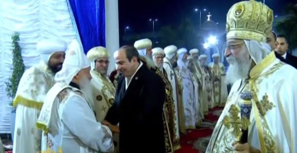 السيسي يهنئ الأقباط بعيد الميلاد المجيد في كاتدرائية ميلاد المسيح بالعاصمة الإدارية