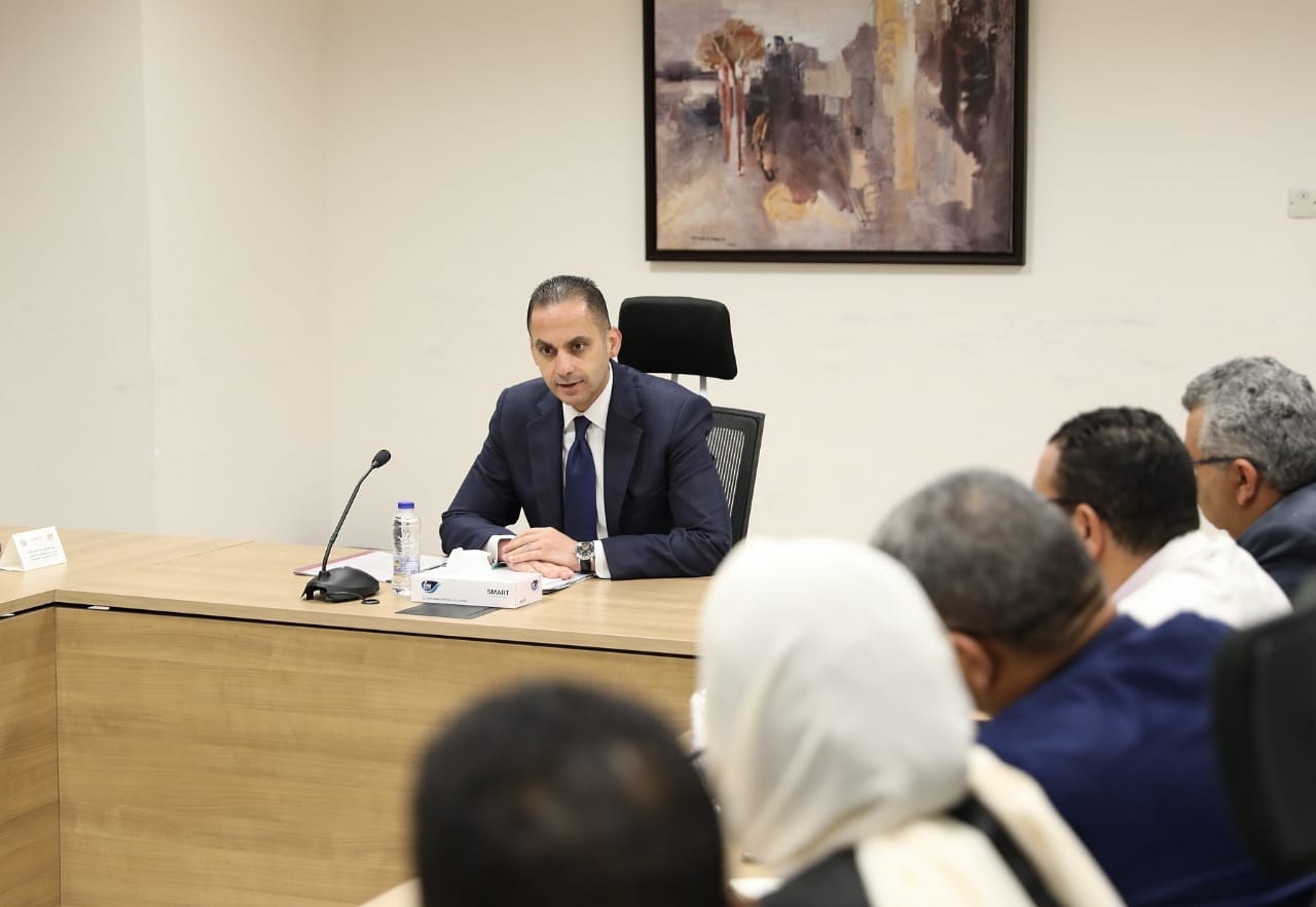 نائب وزير الصحة: توفير الأدوية والمستلزمات الطبية للمواطنين على رأس أولوياتنا