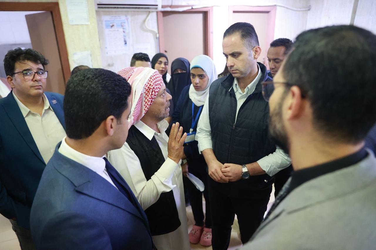 نائب وزير الصحة يتفقد مستشفى الحمام المركزي بمطروح للاطمئنان على جودة الخدمات الطبية للمواطنين