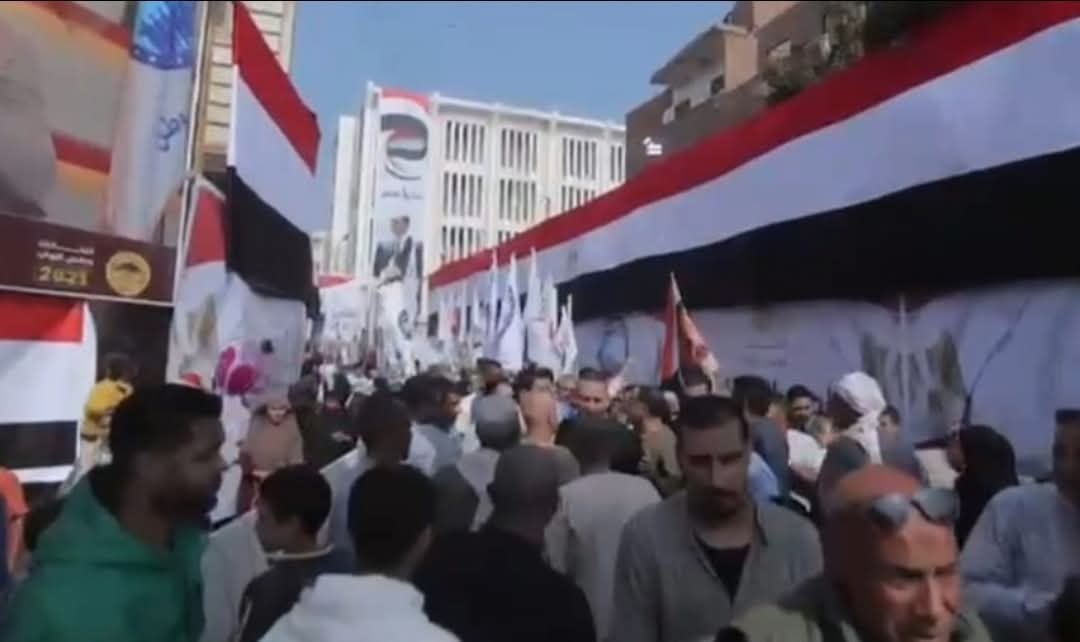 إقبال لافت من الناخبين على لجان قرية "أبا البلد" بالمنيا في انتخابات مجلس النواب